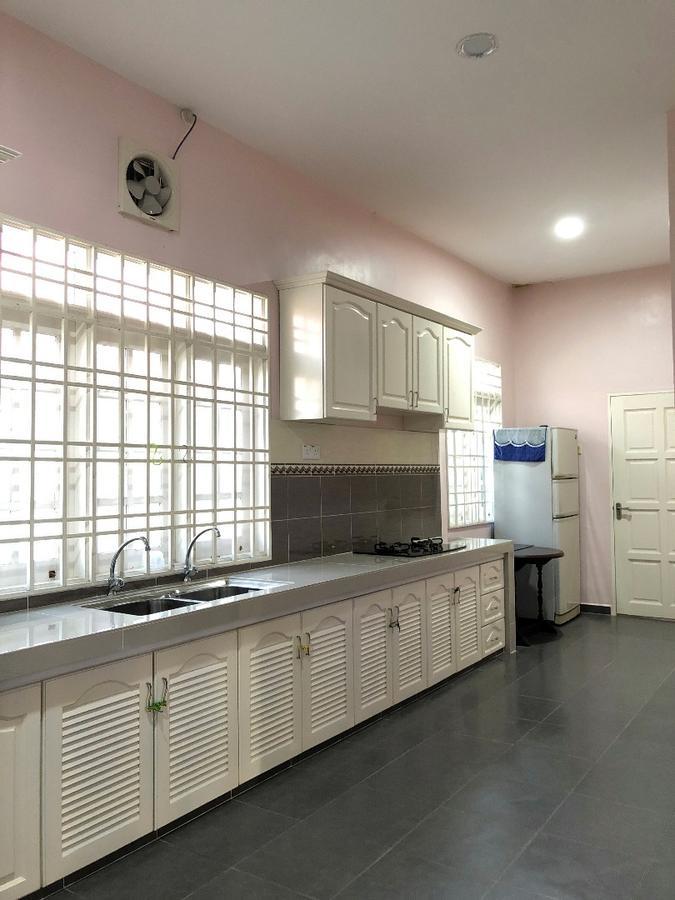 Family Homestay Kuala Terengganu Exterior photo